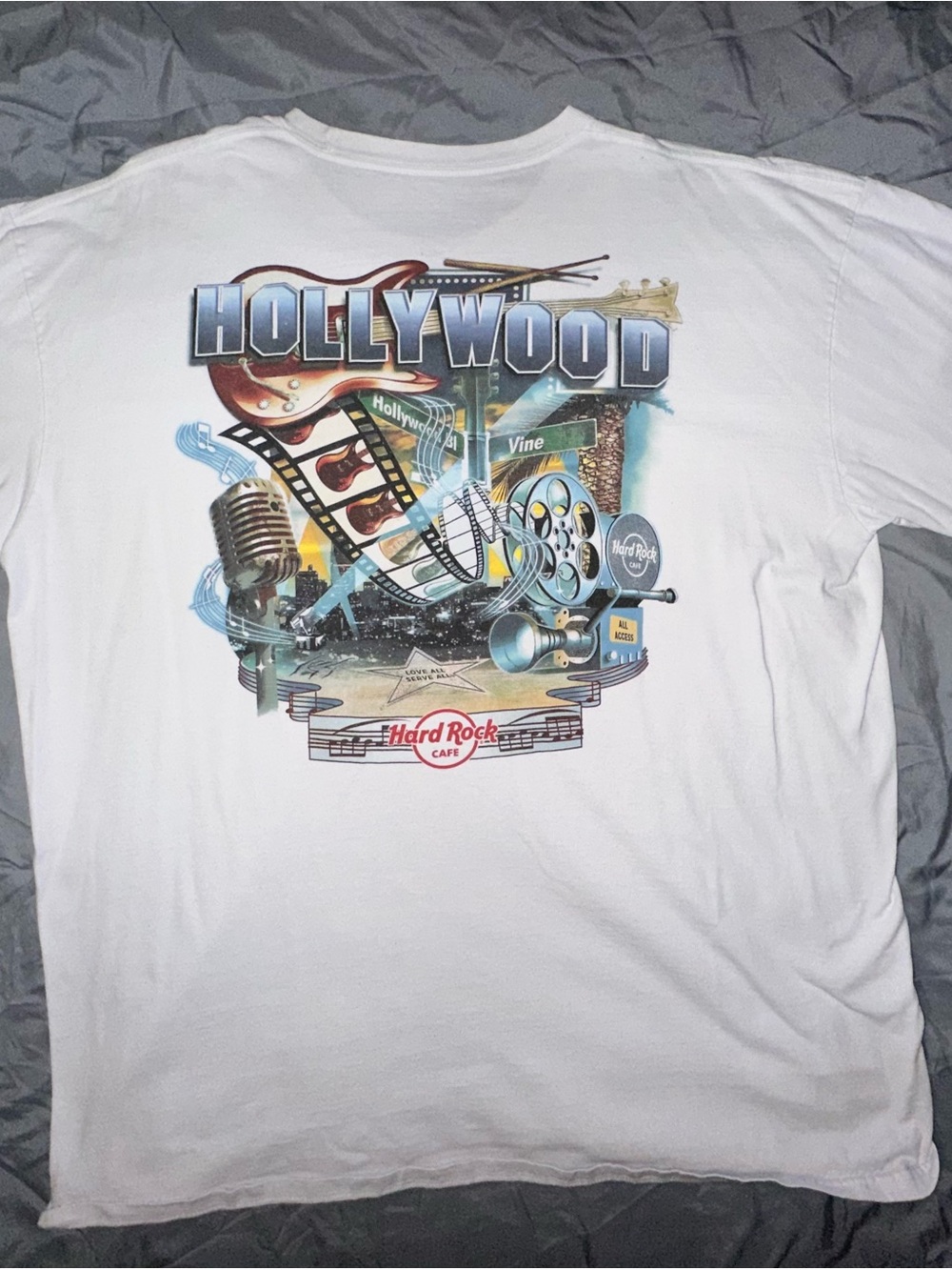 Hard Rock Cafe White Hollywood Graphic Tee